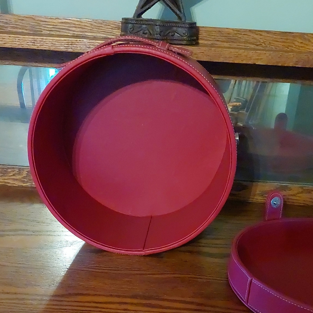 Round Red Storage Box